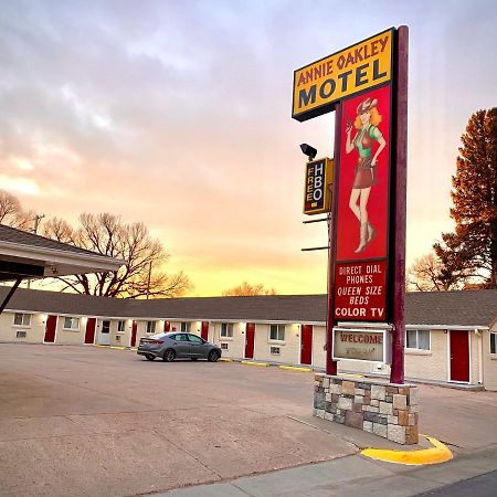 Annie Oakley Motel Oakley Dış mekan fotoğraf