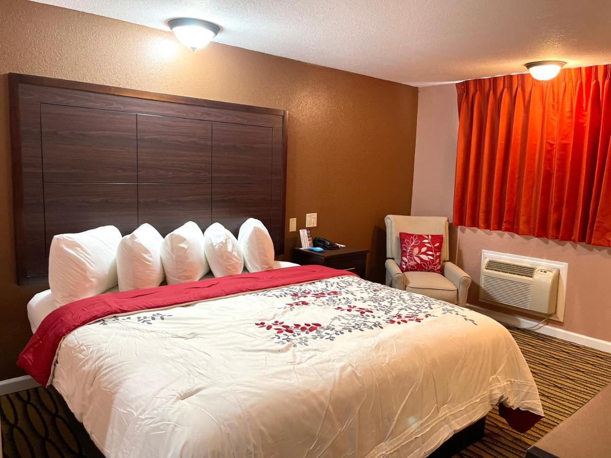 Annie Oakley Motel Oakley Dış mekan fotoğraf