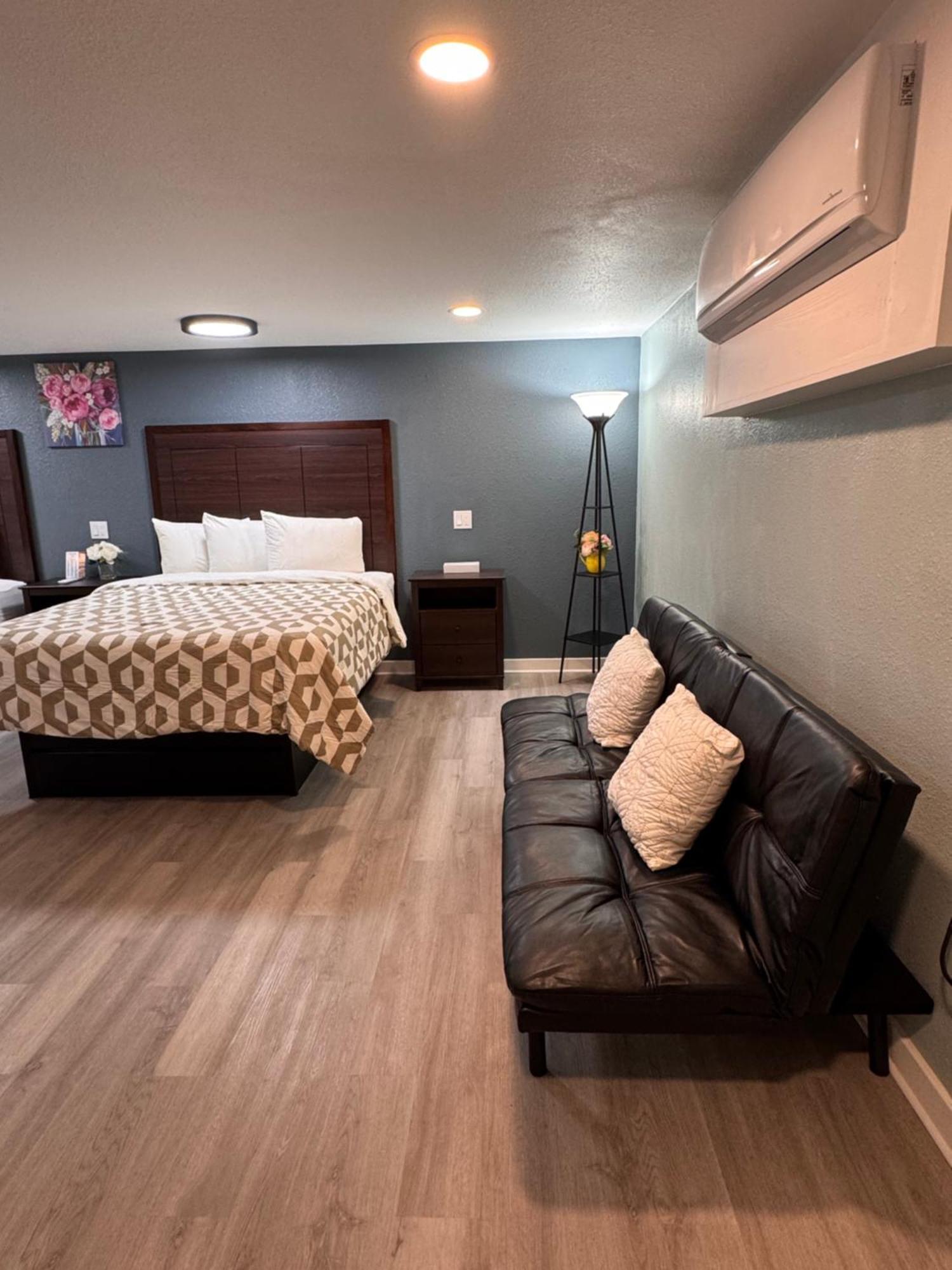 Annie Oakley Motel Oakley Dış mekan fotoğraf