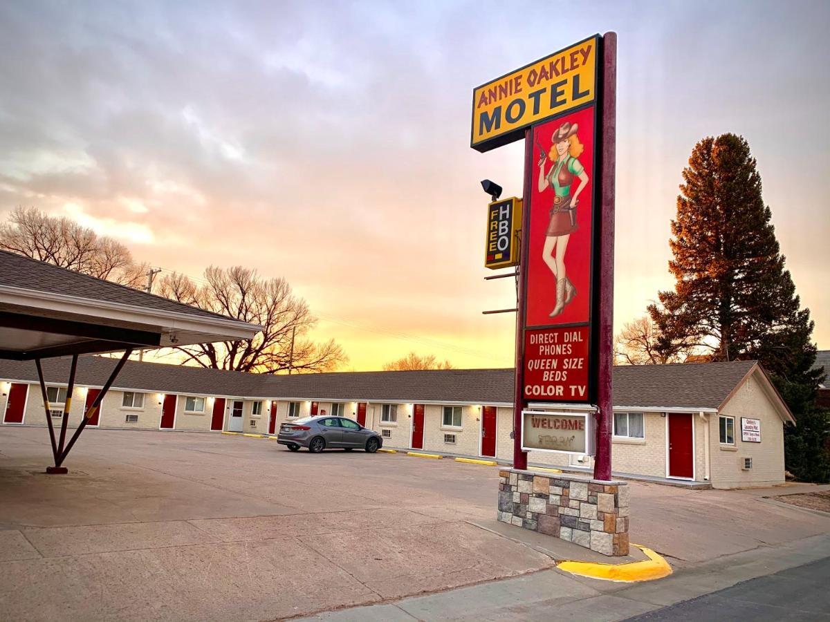 Annie Oakley Motel Oakley Dış mekan fotoğraf